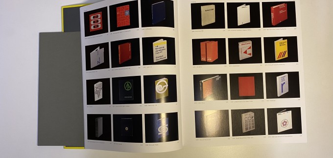 Manuals : Designs and Identity Guidelines 1