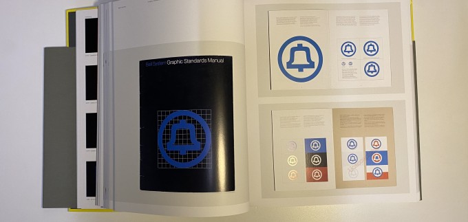 Manuals : Designs and Identity Guidelines 2